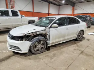 Volkswagen Jetta 2 L 4 2015
