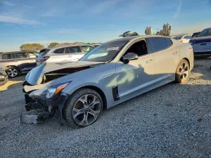 Kia Stinger 2.0L 4 2021