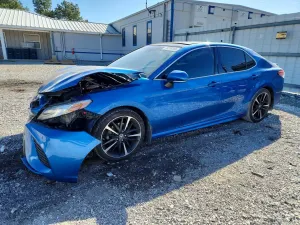Toyota Camry XSE 2.5L 4 2018