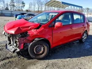 Nissan Versa 1.8L 4 2010