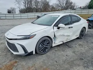 Toyota Camry XSE 2.5L 4 2025
