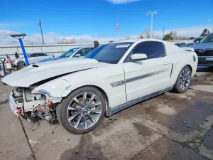 Ford Mustang 5.0L 8 2012