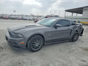 Ford Mustang GT 5.0L 8 2014
