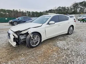Infiniti Q50 3.0L 6 2020