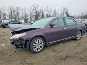 Toyota Avalon BASE 3.5L 6 2011