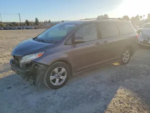 Toyota Sienna 3.5L 6 2020