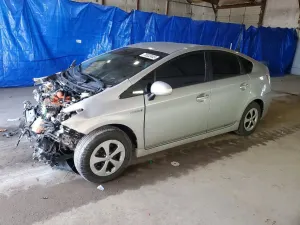 Toyota Prius 1.8L 4 2014