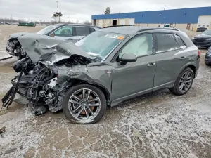 Audi Q3 2.0L 4 2025