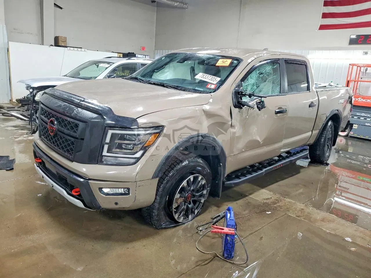 Nissan Titan 5.6L 8 2023