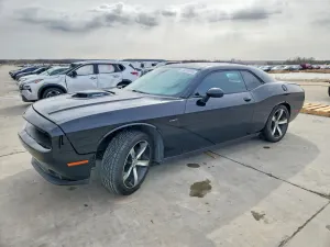 Dodge Challenger 5.7L 8 2016