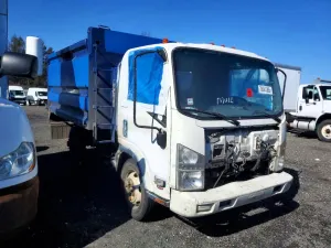 Isuzu NPR 6.0L 8 2015
