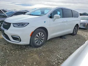 Chrysler Pacifica 3.6L 6 2022