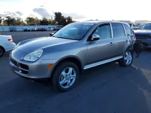Porsche Cayenne 4.5L 8 2004