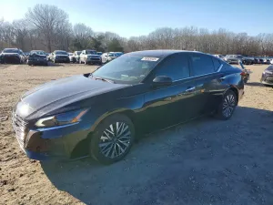 Nissan Altima 2.5L 4 2025