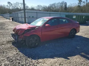 Hyundai Elantra 2.0L 4 2023