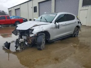 Alfa Romeo Stelvio 2.0L 4 2018