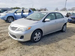 Toyota Corolla 1.8L 4 2013