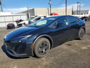 Toyota Prius 2.0L 4 2024