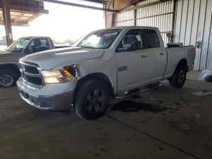 RAM 1500 3.6L 6 2015