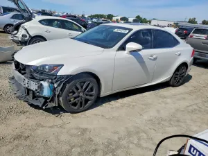 Lexus IS 2.0L 4 2019