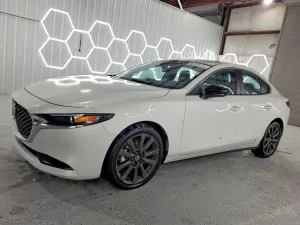 Mazda 3 2.5L 4 2025