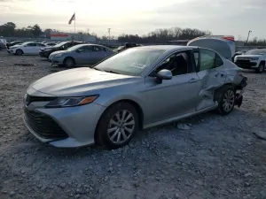 Toyota Camry 2.5L 4 2018