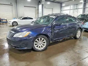 Chrysler 200 2.4L 4 2012