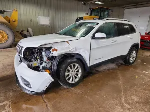 Jeep Cherokee 2.4L 4 2021