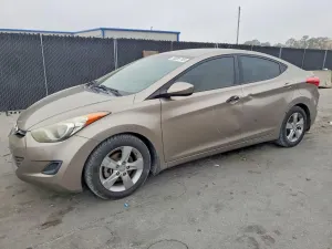 Hyundai Elantra 1.8L 4 2013