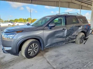 Nissan Pathfinder 3.5L 6 2025
