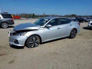 Nissan Altima 2.5L 4 2022