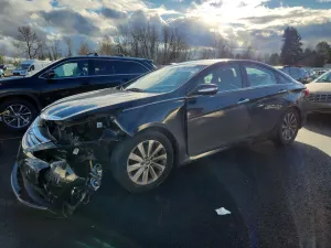 Hyundai Sonata SE 2.4L 4 2014