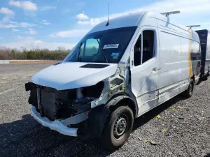 Mercedes-Benz Sprinter 2.0L 4 2024