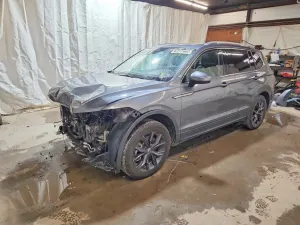 Volkswagen Tiguan 2.0L 4 2024