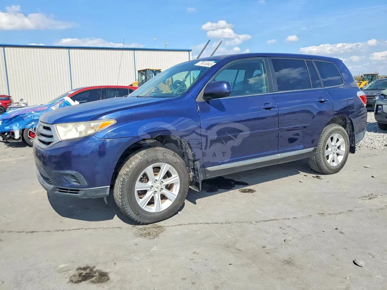 Toyota Highlander BASE 2.7L 4 2011