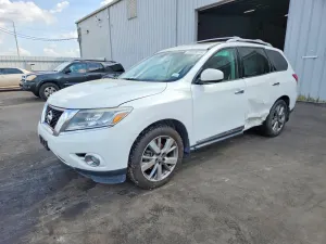 Nissan Pathfinder 3.5L 6 2014
