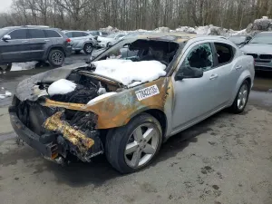 Dodge Avenger 2.4L 4 2012