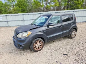 Kia Soul 2.0L 4 2012