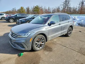 Volkswagen Tiguan 2.0L 4 2022