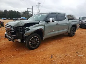 Toyota Tundra 3.4L 6 2025
