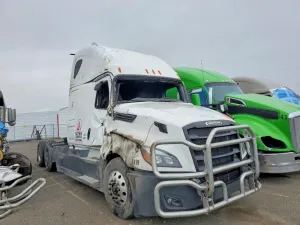 Freightliner Cascadia 14.8L 6 2025