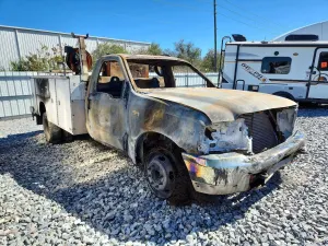 Ford F-450 7.3L 8 1999