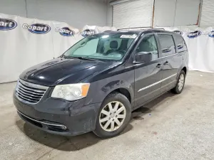 Chrysler Town & Country 3.6L 6 2013