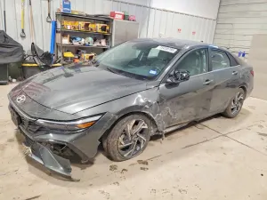 Hyundai Elantra 2.0L 4 2024
