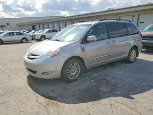 Toyota Sienna 3.5L 6 2010