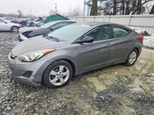 Hyundai Elantra 1.8L 4 2013