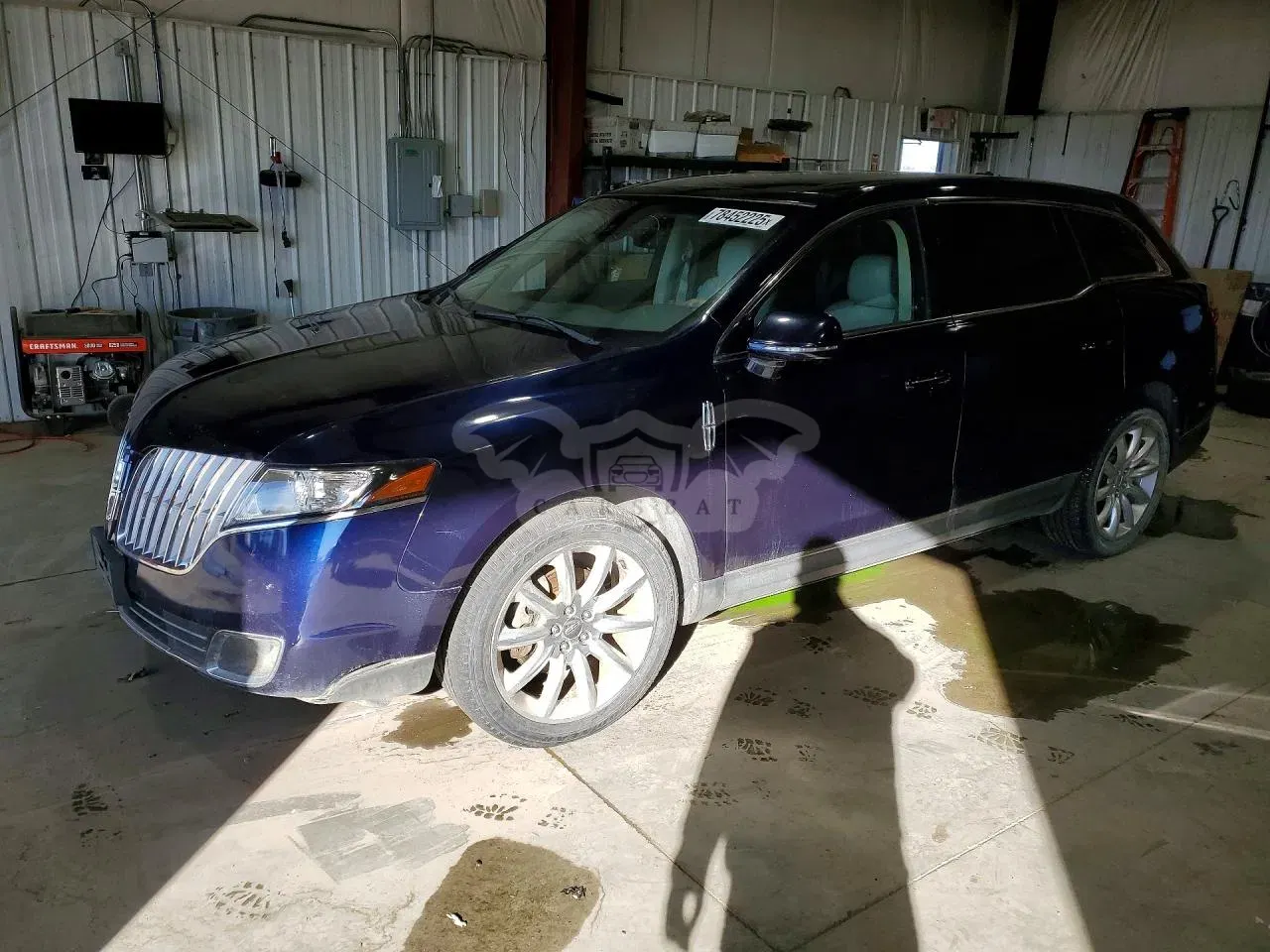 Lincoln MKT 3.7L 6 2011