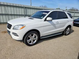 Mercedes-Benz ML 3.5L 6 2015