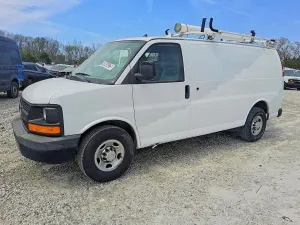 Chevrolet Express 4.8L 8 2013