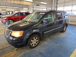 Chrysler Town & Country 3.8L 6 2009